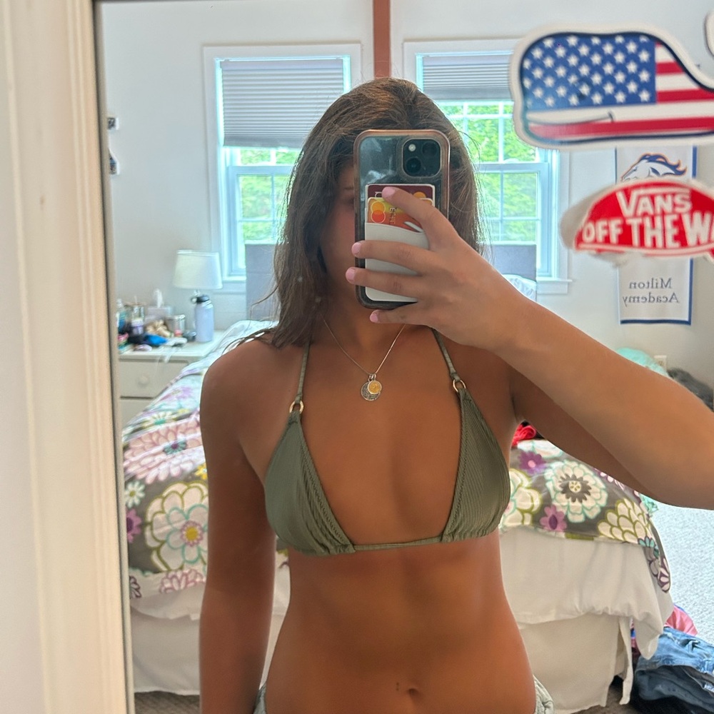 NWT Aerie Green Bikini Top